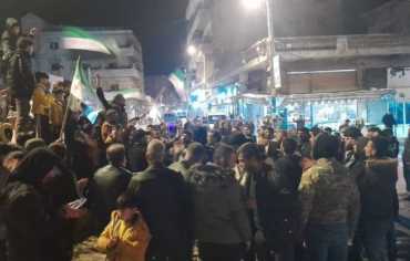 "إسقاط الجولاني".. تصاعد التظاهرات في ريفي إدلب وحلب