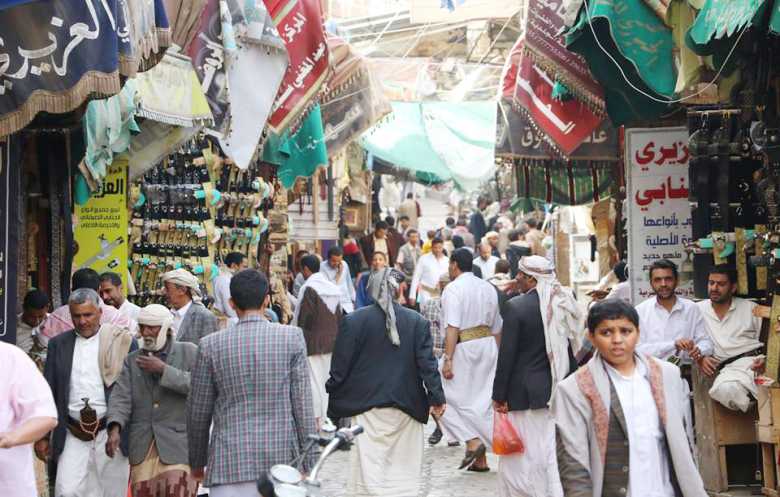 تشديد الرقابة على المخزون الغذائي والأسواق وسط مخاوف من انعكاسات الحرب