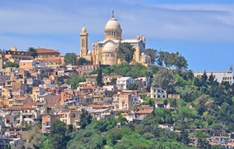 كنائس الجزائر التاريخية... معالم شاهقة ورموز للتسامح الديني