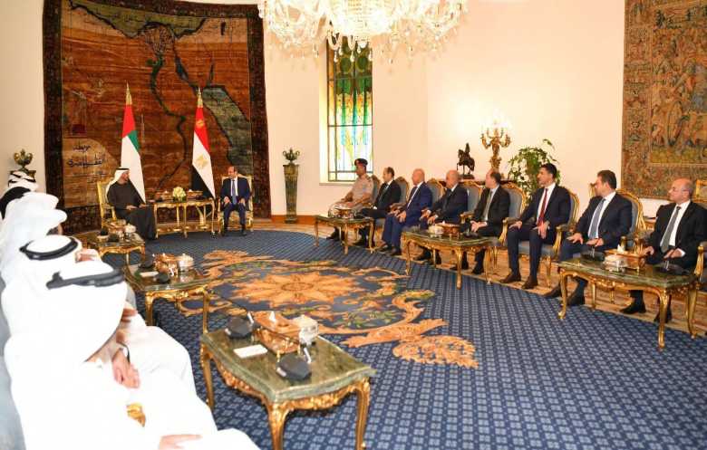 السيسي وبن زايد يؤكدان أهمية الحفاظ على أمن الدول العربية