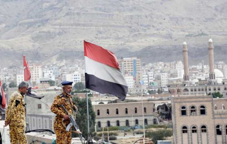 الحوثيون يعلنون إقالة حكومتهم ضمن مرحلة "التغيير الجذري"