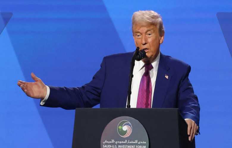 الخارجية السورية ترحّب بإعلان ترامب رفع العقوبات عن البلاد