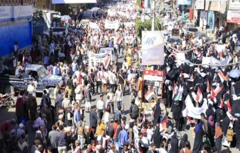 كيف ولماذا حَلَّ أعظمُ أيام اليمن الوطنية ضيفا يتيما على مائدة اللئام؟