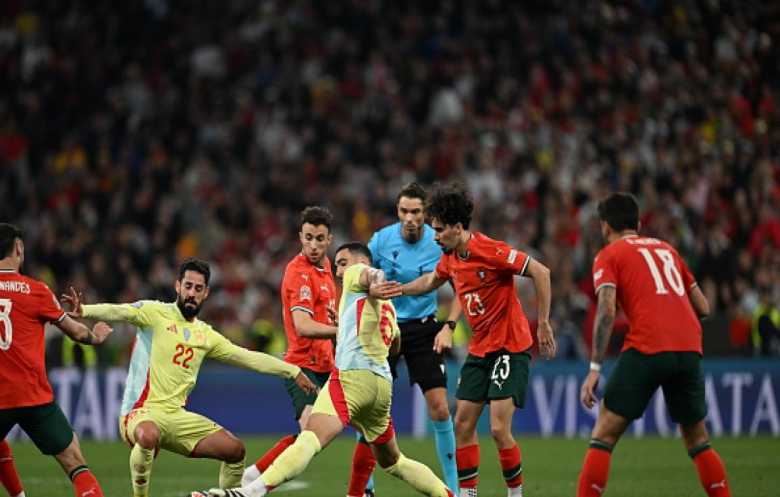 البرتغال تجرد إسبانيا من دوري الأمم ببصمة نجوم باريس سان جيرمان