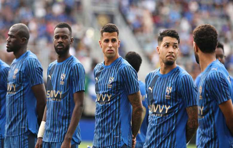 فرصة العرب الأخيرة... حسابات تأهل الهلال السعودي في مونديال الأندية