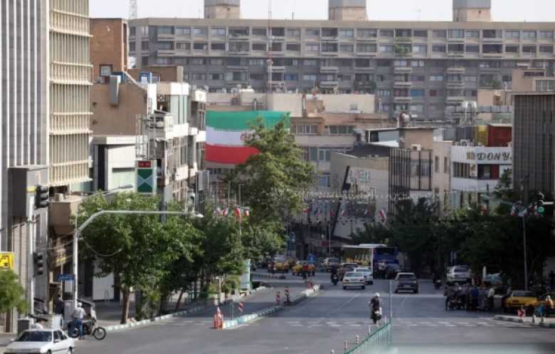 معهد أمريكي: لماذا غاب الحوثيون من ساحة المعركة بين إيران وإسرائيل؟
