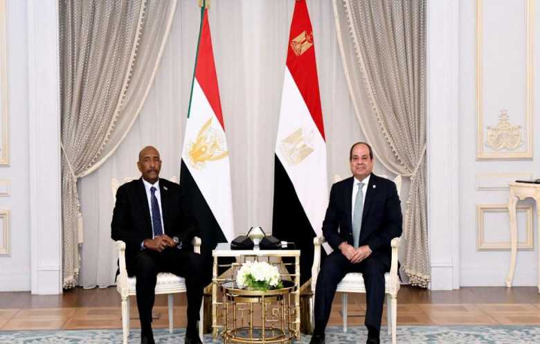 السيسي يؤكد للبرهان دعم مصر لوحدة وسيادة السودان