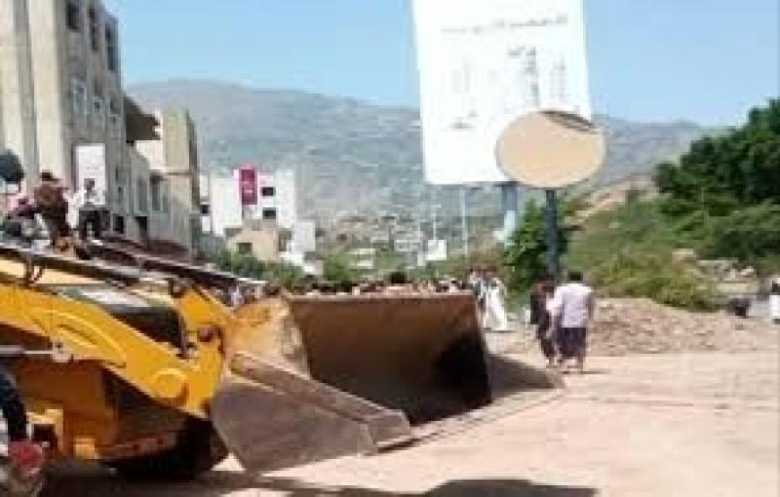 فتح الطرقات في اليمن: الحوثيون يريدون بدائل للموانئ
