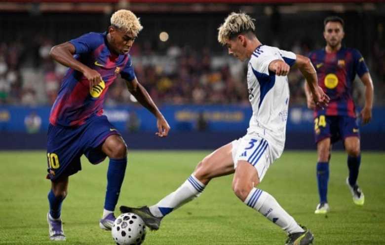 الدوري الإسباني ينطلق بصراع مبكر بين طموح برشلونة ورغبة ريال مدريد في استعادة الهيبة