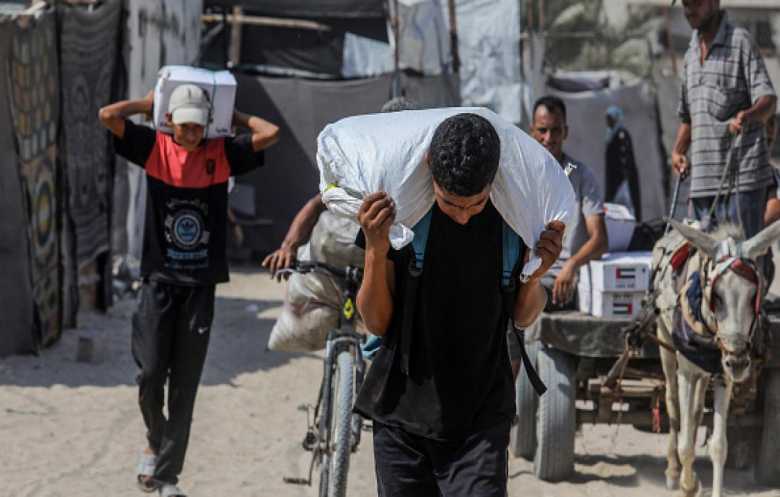مساعٍ لفرض صفقة شاملة وسط مواصلة إسرائيل استعداداتها لاحتلال غزة
