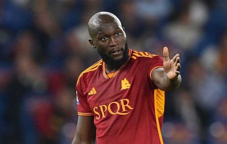 الدوري الإيطالي: نابولي يستهل حملة الدفاع عن لقبه دون لوكاكو