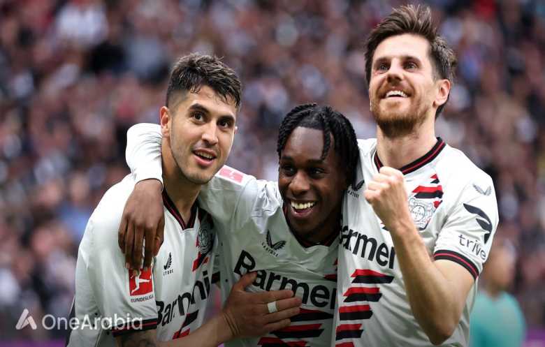 الدوري الألماني: ليفركوزن يعانق فوزه الأول بثلاثية في فرانكفورت