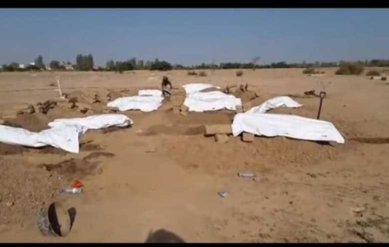 الحوثيون يدفنون مئات الجثث المجهولة في 3 محافظات