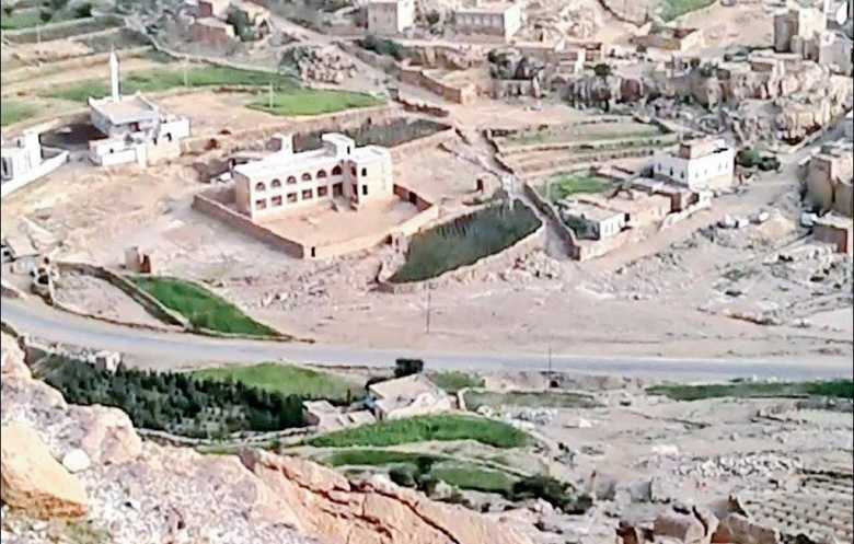 اتساع حملات الحوثيين للاستيلاء على الأراضي