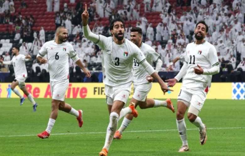 المنتخب الفلسطيني يخطف فوزًا ثمينًا على نظيره القطري في افتتاح كأس العرب