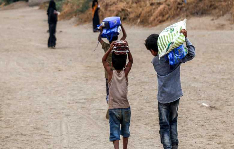 الجوع يهدّد ملايين اليمنيين مع تراجع التمويل الإنساني وتحذيرات من بؤر مجاعة