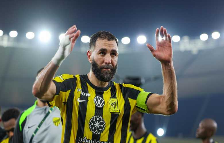 بنزيمة رسمياً في الهلال.. صفقة فنية تتجاوز قيمة الاسم