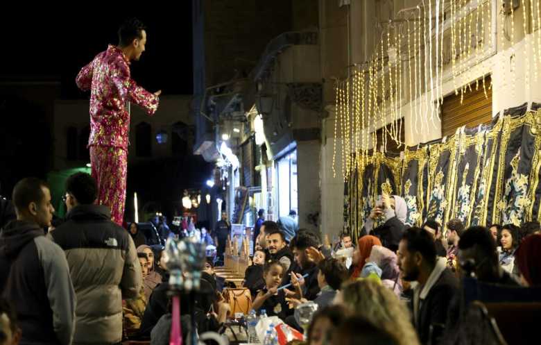 الذكاء الاصطناعي في رمضان: فوانيس ووصفات