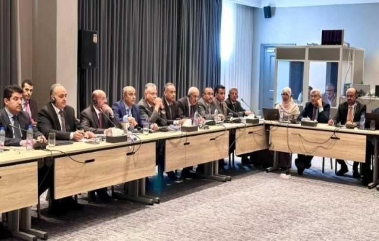 الحكومة اليمنية تستأنف المشاورات مع صندوق النقد الدولي