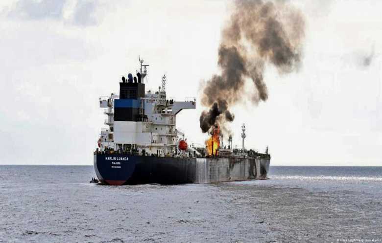  الحوثيون يقررون استئناف هجماتهم في البحر الأحمر