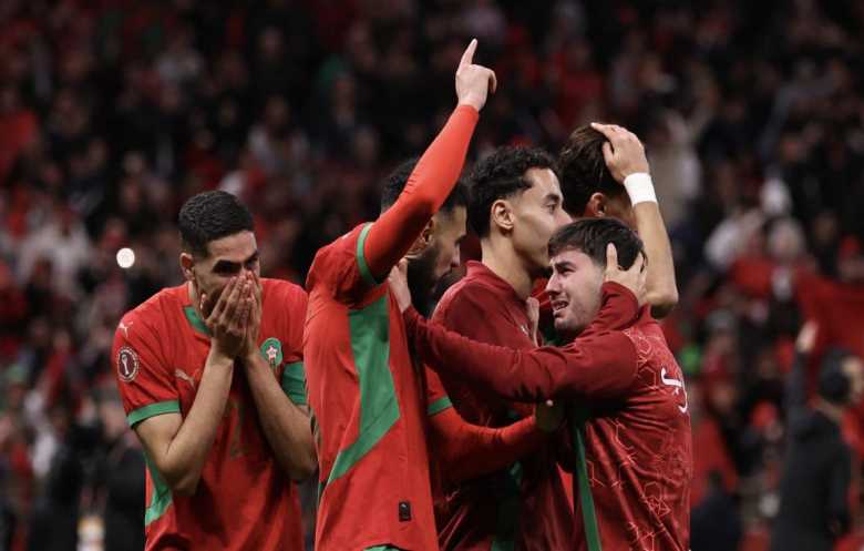  منتخب المغرب يدخل تاريخ كرة القدم.. بطل بعد 58 يوماً من نهائي "الكان"