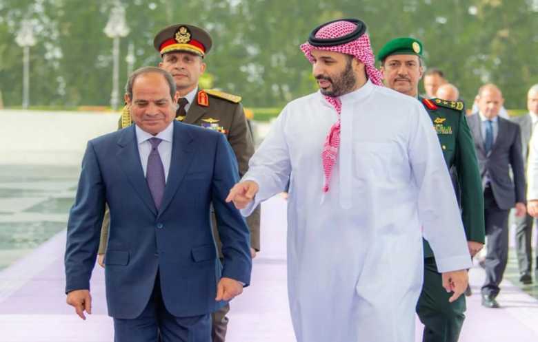 ولي العهد السعودي والرئيس المصري يبحثان التصعيد العسكري في المنطقة