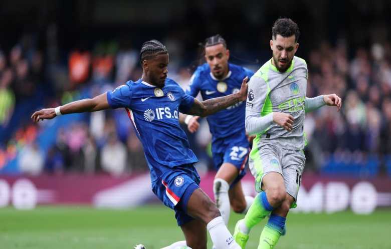 ريان شرقي.. مفتاح غوارديولا لحسم لقب "البريمييرليغ"