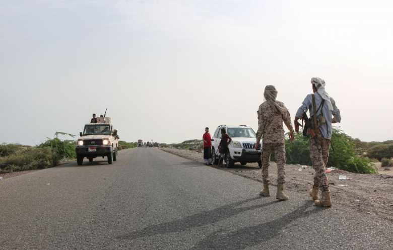 إطلاق نار داخل مبنى السلطة المحلية في الضالع أثناء وجود المحافظ