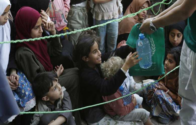 الأمم المتحدة تحذّر: نقص التمويل يهدّد 22.3 مليون يمني