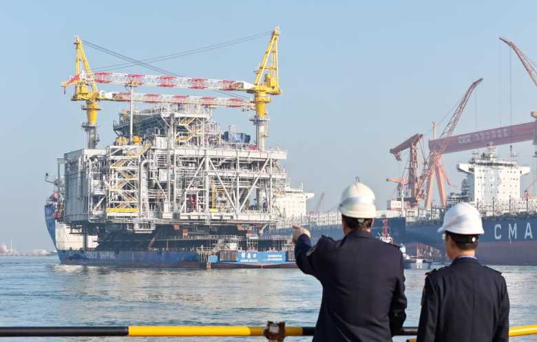 السعودية تعيد رسم خريطة النفط عبر البحر الأحمر