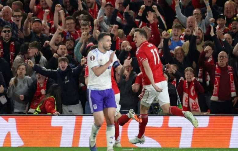يوروبا ليغ: نوتنغهام وبراغا يفوزان على فيلا وفرايبورغ في نصف النهائي
