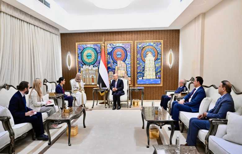 اليمن يطالب بإغلاق ملف الوكلاء والتنظيمات المسلحة التابعة لإيران بالمنطقة
