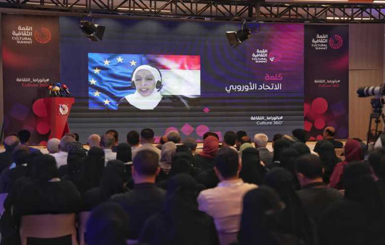 المكلّا تجمع مثقفي اليمن في قمة نوعية  