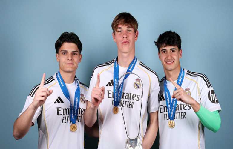 شباب ريال مدريد يحصدون ثلاثية تاريخية بانتصار على برشلونة