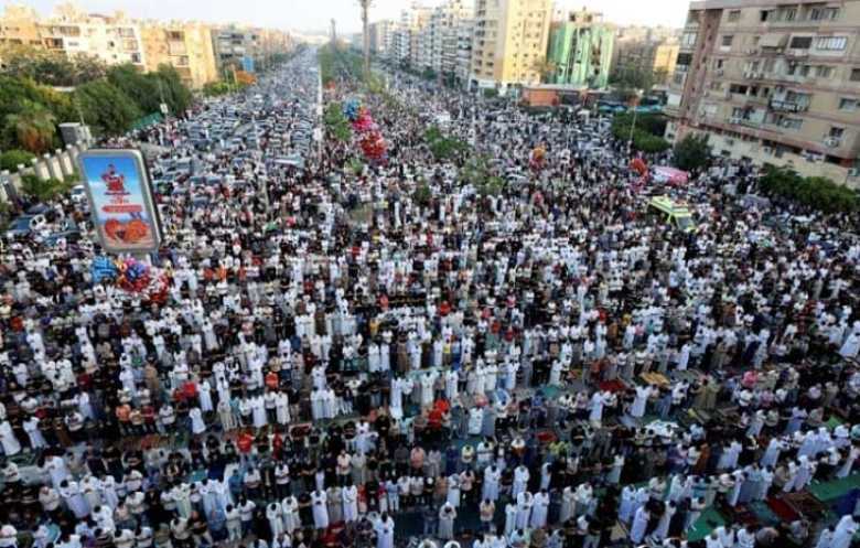 صلاة العيد في دول عربية.. دعوات للأمان والاستقرار