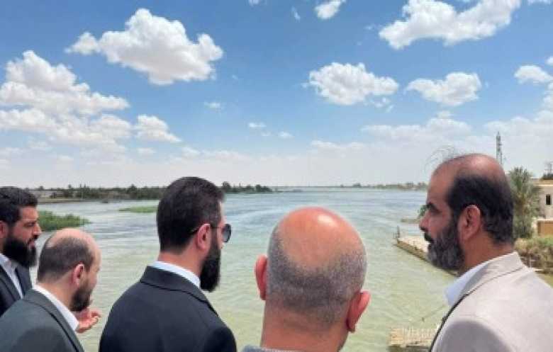الرئيس الشرع في دير الزور لمتابعة تداعيات فيضان الفرات