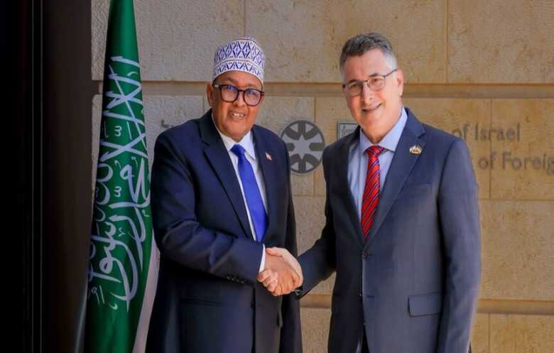 رئيس الإقليم الانفصالي بالصومال يفتتح سفارة لدى إسرائيل بالقدس المحتلة
