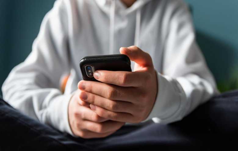 دول تحظر مواقع التواصل على الأطفال... أحدثها الإمارات