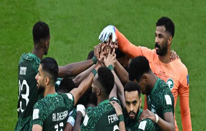 السعودية والفرصة الأخيرة.. الفوز وحده يفتح باب دور الـ32