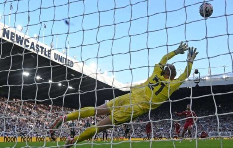  بداية متعثرة لليفربول في الدوري الإنكليزي بتعادل صعب مع نيوكاسل