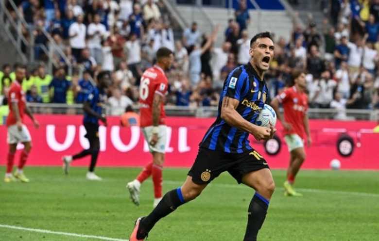 إنتر وروما يحققان انتصارين في يوم مثير بالدوري الإيطالي