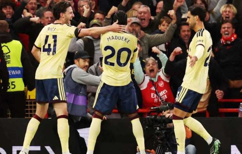 أرسنال يواصل مطاردة مانشستر سيتي بفوز صعب بالدوري الإنكليزي