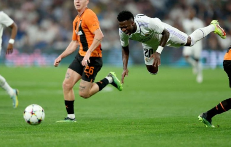 ريال مدريد يهزم شاختار وتشيلسي يسقط ميلان في دوري الأبطال