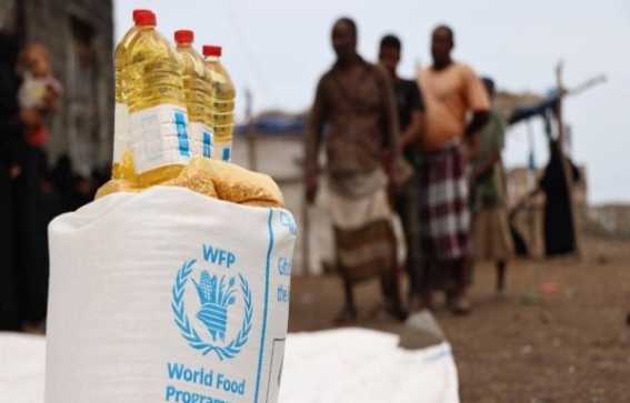 الغذاء العالمي يعلق أنشطته بمناطق الحوثيين بعد اختطاف 29 من موظفيه