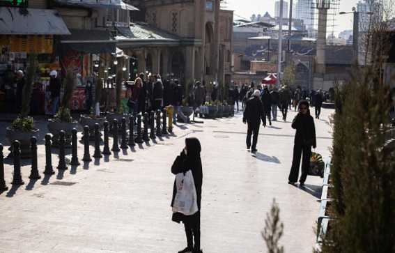 مقتل محتجَّين وسط إيران واستمرار التظاهرات في عدة مدن