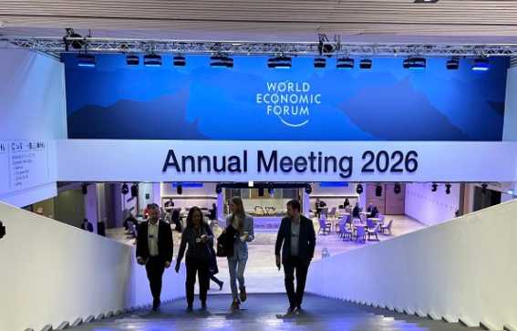 محادثات روسية أميركية في دافوس بشأن حرب أوكرانيا