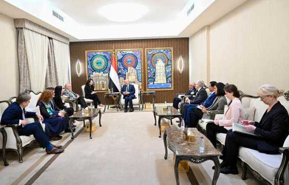 العليمي: لا سلام بلا دولة واحدة وهناك دعم دولي للحكومة اليمنية