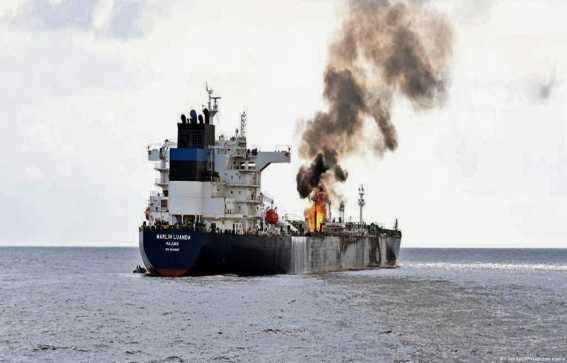  الحوثيون يقررون استئناف هجماتهم في البحر الأحمر