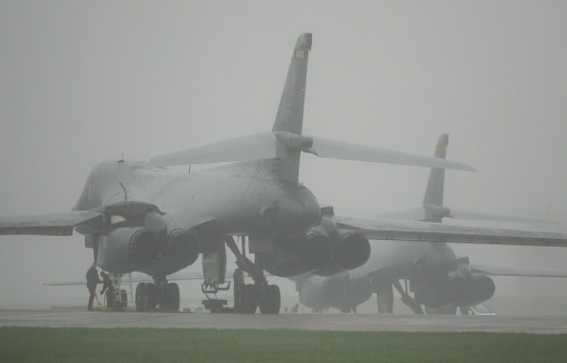 لندن تعلن بدء واشنطن استخدام قواعد عسكرية بريطانية ضد إيران