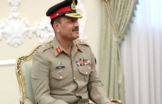 قائد الجيش الباكستاني في طهران حاملاً رسالة أميركية